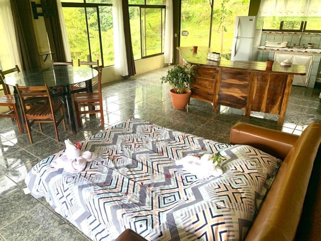 Вилла Ferreto'S House El Castillo Экстерьер фото